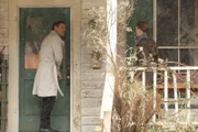 Booth (David Boreanaz, l.); Temperance Brennan (Emily Deschanel, r.)