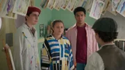 Hinter, v.li.: Ellis Grouch (Ryan Yeates), Meesha Rai (Inessa Tan), Nori Harlow (Noah Akhigbe)