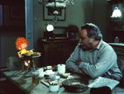 Meister Eder (Gustl Bayrhammer) und Pumuckl. Weiteres Bildmaterial finden Sie unter www.br-foto.de.