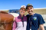 Jackie und Tobias Burch verbringen einen grossen Teil ihrer Freizeit mit ihren selbst gebauten Fliegern.