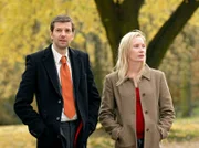 Sebastian Britten (Kai Wiesinger) und die Psychologin Sabine Hilten (Feo Aladag)
