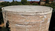 Der Schwerbelastungskörper in Berlin - Fundament von Hitlers Visionen einer "Welthauptstadt Germania."