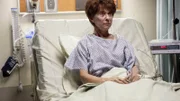 Frances Goren (Rita Moreno) ist krebskrank und bereitet ihrem Sohn großen Kummer.