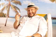 Exotisch, edel und einzigartig? Produktentwickler Sebastian Lege deckt auf, was wirklich hinter Ferreros Raffaello steckt.