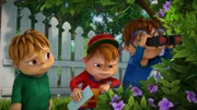 Theodore, Alvin und Simon (v.l.) beobachten das Haus ihrer Lehrerin Miss Smith. Sie wollen ein Entschuldigungsschreiben abgeben und brauchen dafür freie Bahn.