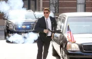 Booth (David Boreanaz) und seine Kollegen ermitteln auf Hochtouren, nachdem die Leiche eines Secret Service-Agenten gefunden wird.