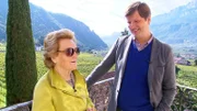 Eduard Habsburg mit Marie Theres Gräfin von Spee auf ihrem südtiroler Landsitz in Terlan.