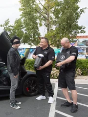 DJ stops by the shop to tell Wayde and Brett he wants another tank.
