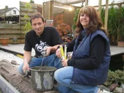 Die Umrandung des Pools steht. Aber Ingo und Marion sind mit ihrem Umbau noch lange nicht am Ende.