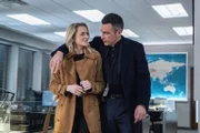 FBI SA Nina Chase (Shantel VanSanten, l.); FBI SA Stuart Scola (John Boyd, r.)