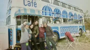 Michèls Bus ist auch Begegnungsstätte für die Pilger.