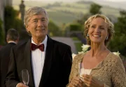 Lord Harrington (Christian Wolff) und Agnes Harrington (Diana Körner).