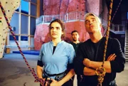 Sandra (Rebecca Immanuel, l.) und Felix (Christoph M. Ohrt, r.) stehen vor einer großen Herausforderung ...