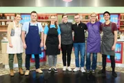 Von links: Kandidaten: Rebecca von Kuk, Michael Krämer, Anja Crhak, Moderatorin Viktoria Fuchs, Kandidaten Sebastian Cebula, Bianca Beckmann und Andreas Scholten