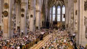Beim Posaunentag (im Ulmer Münster) drängt der Schall der über 2000 Blechbläser die Frage nach dem Musikgenuss in den Hintergrund - dieses Hörerlebnis ist einmalig!