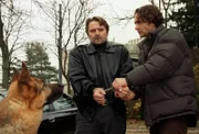 Kommissar Rex "Eine Tote hinter Gittern" Im Bild: Rex, Hansi Lang, Alexander Pschill.