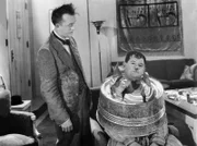 Oliver (Oliver Hardy, rechts) Sein Freund Stan (Stan Laurel)