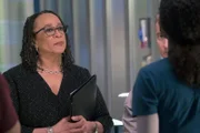 Sharon Goodwin (S. Epatha Merkerson) +++ Die Verwendung des sendungsbezogenen Materials ist nur mit dem Hinweis und Verlinkung auf RTL+ gestattet.