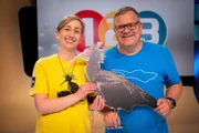 Anne-Gabriela Schmalstieg stellt Elton bei "1, 2 oder 3" die seltenen Waldrappe vor.