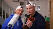 Die Brüder Calvin (re.) und Marvin Kleinen gehen ihr erstes Bauprojekt an. Die Reality-Sternchen bauen sich ihre eigene Männerhöhle im Keller ihrer Eltern.