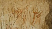 Bis heute finden Archäologen in der ägyptischen Nekropole Sakkara kostbare Artefakte, wie diese Stele.
