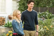 Taylor (Meg Donnelly, l.); Pierce (Milo Manheim, r.)