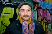 Die Musik, die früher in Bulgarien verboten war, ist heute Vasils Leidenschaft: Tschalga.