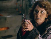 Pensionswirtin Frances (Annie Corley) hegt ein grausames Geheimnis.
