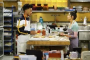 Franco (Jermaine Fowler, l.); Sofia (Diane Guerrero, r.)