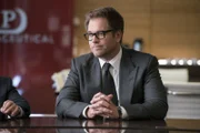 Dr. Jason Bull (Michael Weatherly)