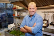Wenn Sternekoch Frank Rosin in einem Restaurant anpackt, glänzen hinterher nicht nur die Gläser, sondern im Bestfall auch die Bilanzen.