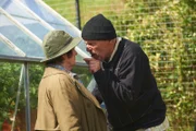 Vera Stanhope (Brenda Blethyn, l.); Bill Telling (George Costigan, r.)