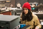 Eliza (Geraldine Viswanathan)