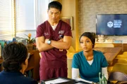 Ethan Choi (Brian Tee), April Sexton (Yaya DaCosta)
