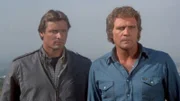 l-r: Howie Munson (Douglas Barr), Colt Seavers (Lee Majors)