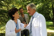 (v.l.n.r.) Dr. Rust (Gerda Steiner); Nils (Florian Stadler);  Prof. Kreutzkamm (Andreas Renell)