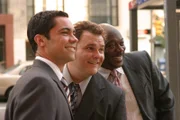 Die smarten Jungs vom Mord-Dezernat: Scott (Danny Pino, l.), Nick (Jeremy Ratchford, M.) und Will (Thom Barry, r.)