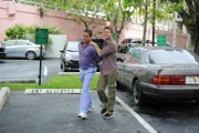 Glen Kingman (Brian McNamara, l.) und Jim Longworth (Matt Passmore)