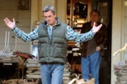 Da ist er in ein gewaltiges Fettnäpfchen gestiegen: Mike (Neil Flynn) hat vergessen, seinen Vater zum Thanksgiving-Essen einzuladen ...