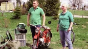 Trödelprofi Otto Schulte mit Ramona und einer Zündapp