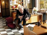 Kann Josh Bedford (Bruce Davison) eine Explosion verhindern?
