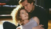 Stefan (Sigmar Solbach) und Vanessa (Denise Virieux) kommen nicht voneinander los.