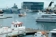 Reykjaviks neuer Hafen mit Harpa.