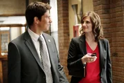 L-R:  Det. Tom Demming (Michael Trucco), Detective Kate Beckett (Stana Katic)