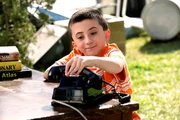 Brick (Atticus Shaffer) entwickelt sich zum echten Businessgenie, bis er vor eine Frage gestellt wird, die er nicht beantworten kann ...