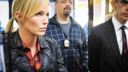 Den Detectives (v.l.) Amanda Rollins (Kelli Giddish), Odafin 'Fin' Tutuola (Ice-T) und Sergeant Munch (Richard Belzer) gelingt es eine Verbindung zwischen den Kindesentführugen und den Bränden herzustellen.