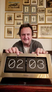 Auch im Hause Settele muss die ein oder andere Uhr noch von Menschenhand gedreht werden.