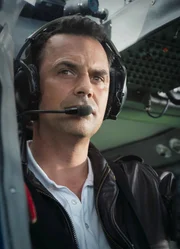 Rosamunde Pilcher - Flügel der Liebe Leidenschaftlicher Helikopterpilot: Marcus Grüsser als Jake
