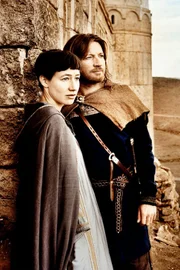 Gerold (David Wenham) und Johanna (Johanna Wokalek).