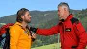 Michi (Robert Lohr, r.) macht sich Sorgen, und fragt sich, ob Markus (Sebastian Ströbel, l.) die richtige Entscheidung getroffen hat.
